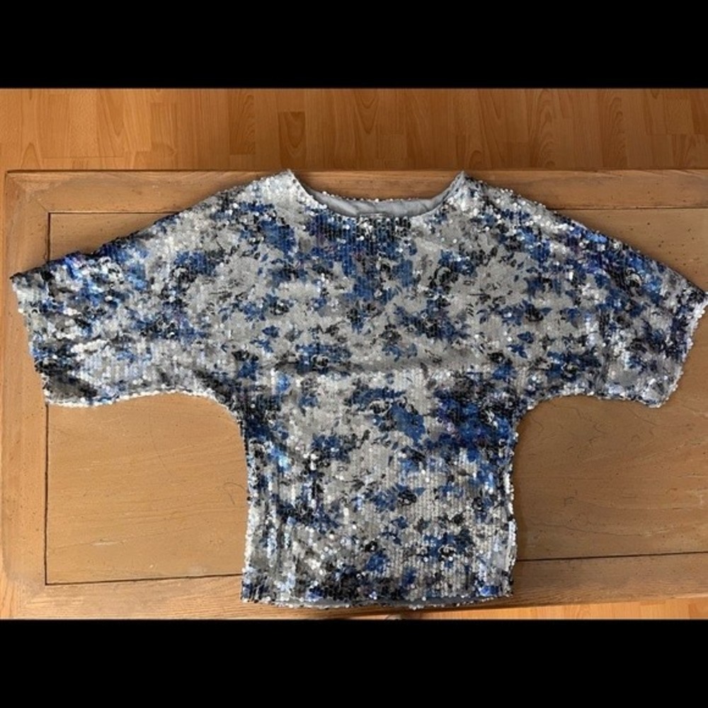 Alberto Makali White and Blue Sequin Top Size Small